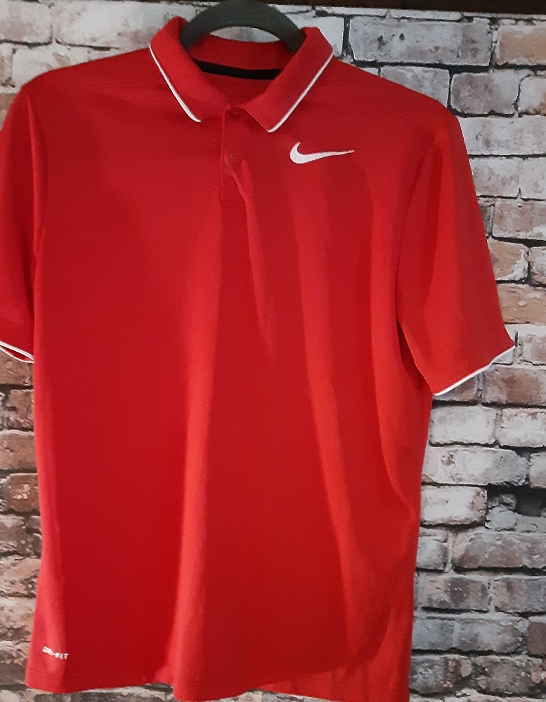 Nike dri fit red tee shirt